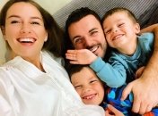 Григорий Решетник стал многодетным отцом: появились видео из роддома