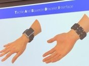 Facebook создала браслет для взаимодействия внутри соцсети без использования рук