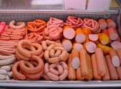 Сосиски – незамінний продукт на кухні