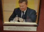 Луцкие краеведы потроллили Зеленского и Януковича (фото)