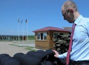 Яценюк: У Путина четкая задача - уничтожить Украину