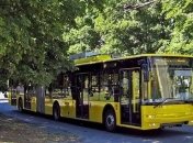 Маршрут київського метро продублює наземний транспорт