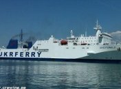 В море у берегов Черноморска загорелось судно: видео происшествия