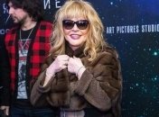 Алла Пугачева показала снимок без макияжа