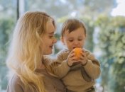 "Замечательная пищевая привычка": доктор Комаровский рассказал, сколько фруктов можно есть детям в день