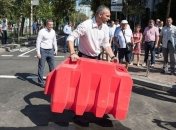 Мэр Кличко открыл одну из улиц Киева после ремонта