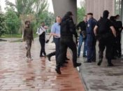 В Кривом Роге устроили масштабные обыски в горсовете: что известно (фото)