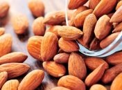 Миндальная молодость: орех - кладезь витамина Е