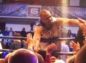 45-летний Рой Джонс нокаутировал египтянина Хани Атийо