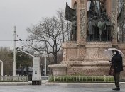 В Турции снижается число летальных случаев COVID-19