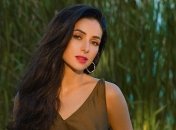 Украинская певица сбежала из Украины за океан