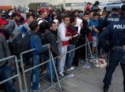 Венгрия начала военные учения для защиты границы от мигрантов