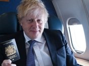 Brexit: Британия возвращает "культовый" дизайн паспортов (Фото)