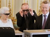 Рождественское телеобращение Елизаветы ІІ передали в 3D