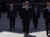 Президент провел совещание с главами парламентских фракций