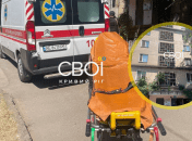 На место прибыли экстренные службы