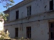 Обстрел Красногоровки: повреждены 14 зданий в центре города
