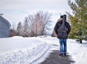 Скользкие дорожки грозят травмами