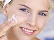 Маски для лица, которые необходимо делать летом