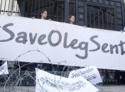 Сенцов вышел из голодовки, не известно, выживет ли он