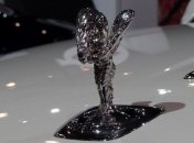 Тест-драйв Rolls-Royce Cullinan и Phantom EWB: внедорожник "по-богатому"