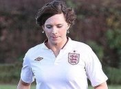 Аэрис Хулахан не хочет играть с Месси в команде