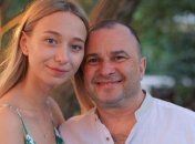 "Постоянно смотрит фотографии": жена Виктора Павлика поведала о состоянии артиста
