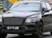 "Заряженная" версия Bentley Bentayga засветилась на тестах