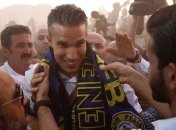 Ван Перси прибыл в Стамбул в качестве игрока "Фенербахче" (Фото)