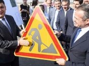 В Украине будут продолжать масштабно строить дороги   