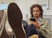 "Про возраст и женские имена": в сети обсуждают новый клип Дантеса (видео)