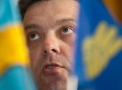 Тягнибок призвал ночным бдением "защитить" результаты выборов