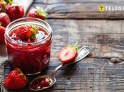 Это варенье станет отличным дополнением к чаепитию (изображение создано с помощью ИИ)