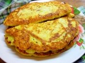 Чебуреки получаются вкусными и сытными