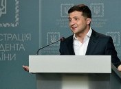 "Відправив" Зеленського до Литви замість Латвії і отримав в подарунок атлас