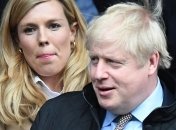 Комісія із стандартів Великобританії розшукує спонсора відпочинку Джонсона