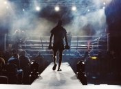 Василь Ломаченко та Усик потрапили в базу "Миротворця"