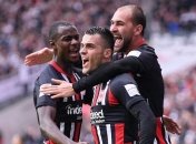 Айнтрахт нанес унизительное поражение Баварии во Франкфурте