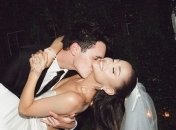 Ариана Гранде официально подтвердила, что вышла замуж: фото с тайной свадьбы