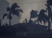 Лесные пожары в Калифорнии: как стихийное бедствие выглядит из космоса (Фото)