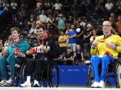 Александр Комаров отъехал от россиянина, который выиграл "серебро"