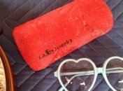 Неизвестные похитили очки Элтона Джона