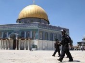 В Израиле полиция штурмует мечеть Аль-Акса
