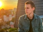 Сбежавший за границу сын "слуги народа" сложил мандат