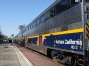 В штате Калифорния внедорожник на скорости столкнулся с поездом