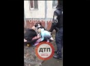 Мать объяснила, почему выбросила ребенка из окна в Киеве: "Я тебя любила, Руслан!" (видео)