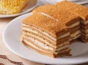 Вкусный медовик: рецепт, который легко приготовить