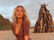 Супермодель Эльза Хоск показала фото с пляжного отдыха