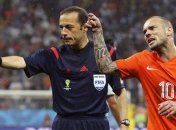 Турецкий арбитр рассудит Испанию и Украину