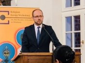 "Стыд вам!": Польша разочарована "российским" Крымом в приложениях Apple